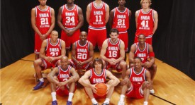 正式签约，雄鹿操作引爆联盟，补强仍未结束，小波特终究难堪大任