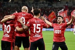 泰山队新赛季复仇之战：王者归来，荣誉再战